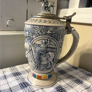 VTG 92’ Avon Winner’s Circle Stein